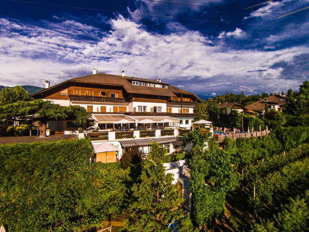 Hotel Waldhof Cornaiano Eksteriør billede